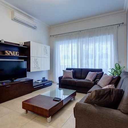 Gorgeous Apartment With Terrace In Fort Cambridge, Pool Sliema Luaran gambar
