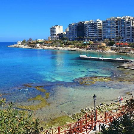 Gorgeous Apartment With Terrace In Fort Cambridge, Pool Sliema Luaran gambar